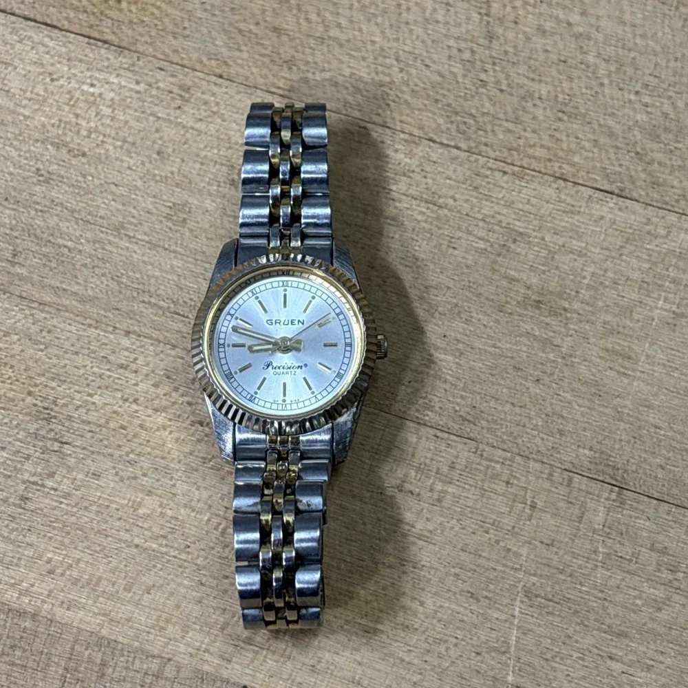 Vintage Gruen Precision Quartz Women's Two Tone Watch Tested Working